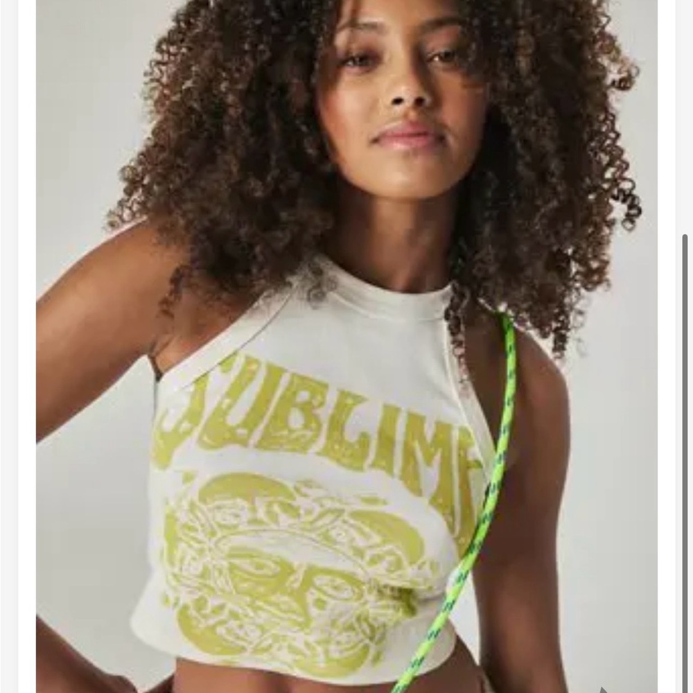American eagle sublime Graphic Crop Tank Top - Cream with Yellow Print